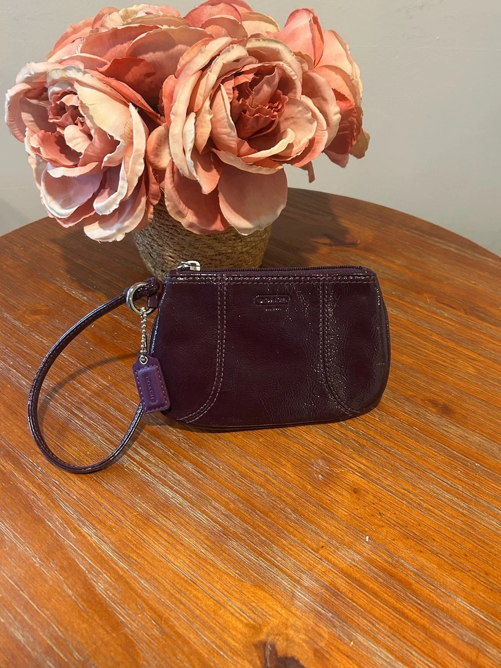 COACH Plum Patent Leather Wristlet Wallet NWOT